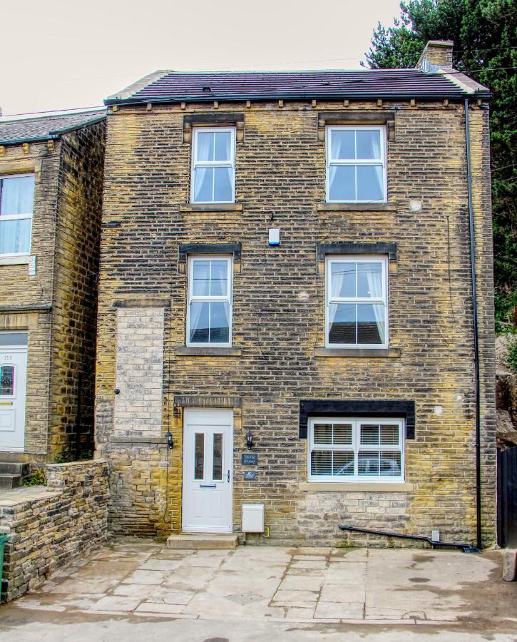 6 Dbl Bed, Central Huddersfield House Inc Parking Exteriér fotografie